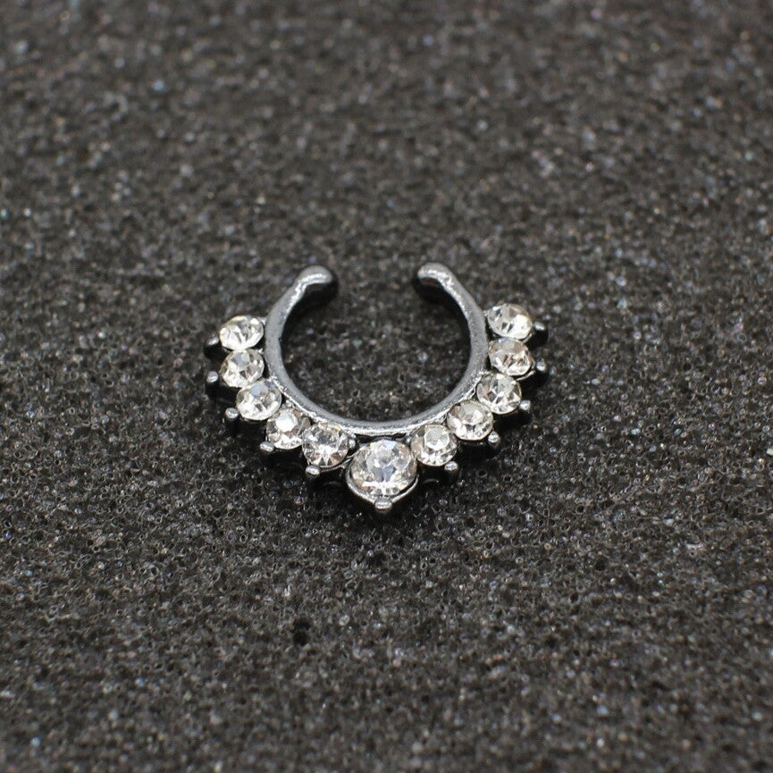 Fyrina Faux Nose/Septum Hanger - septum Post-apocalyptic Nu-goth nose Metal Industrial Gunmetal Gun-metal Futuristic faux fake clicker Accessory