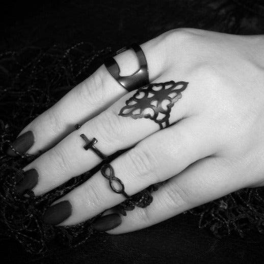 Infinity Midi Ring - Street Streetgoth Stacking Silver Simple Ring Rock Post-apocalyptic Pastel Goth Nu-goth Midi Metal Knuckle Grunge Gothic Goth Geometric Delicate Black