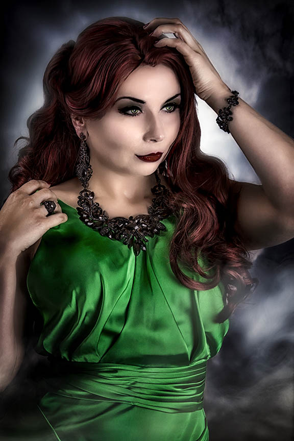 Vintage Vampire Vamp stone Retro Gothic Goth diamante Classic Bracelet Black Antique 50's 40's 1950 1940's Delete product Save