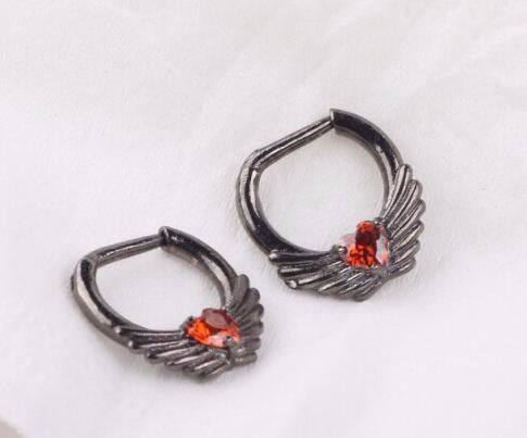 Scarlet Heart Septum Clicker - angel Wings septum Piercings Piercing Nu-goth Metal loveheart heart Gunmetal Gun-metal Gothic diamante crystal Black body jewelry body jewellery nose clicker Accessory