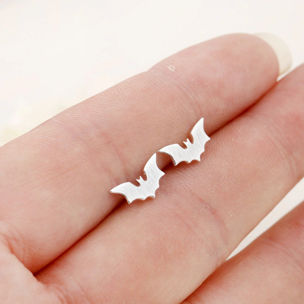 Classic BAts Bat symbol Studs Stud Grunge Gothic Goth Earring Ear Cute Black