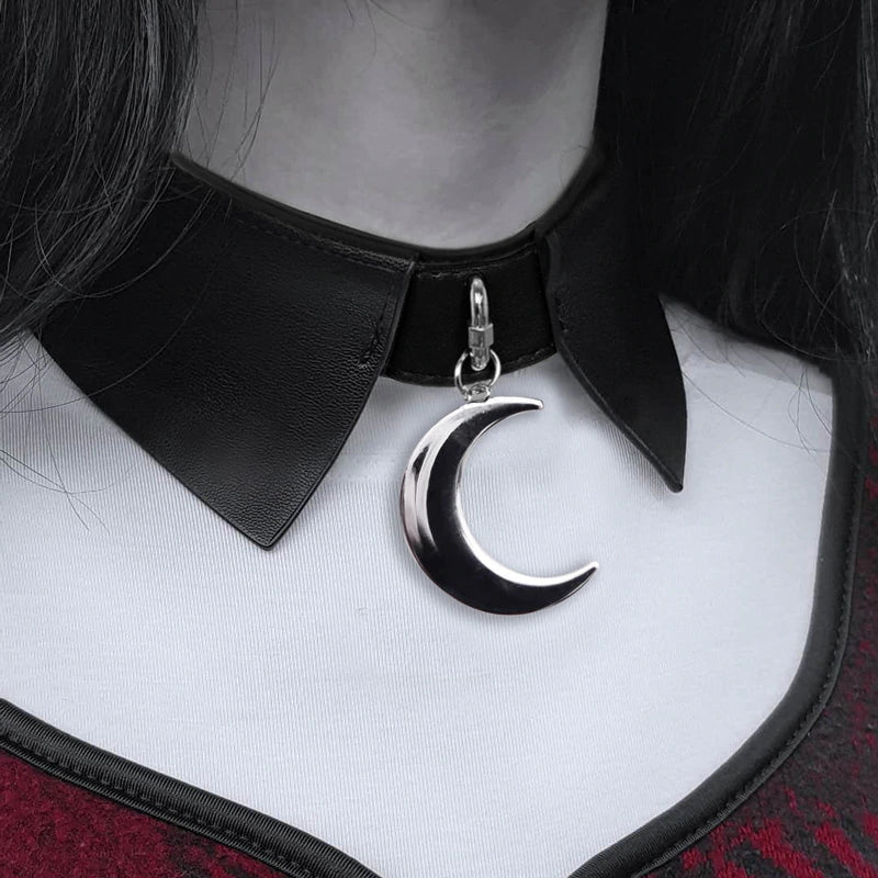 Amaris Moon Faux leather collar Choker