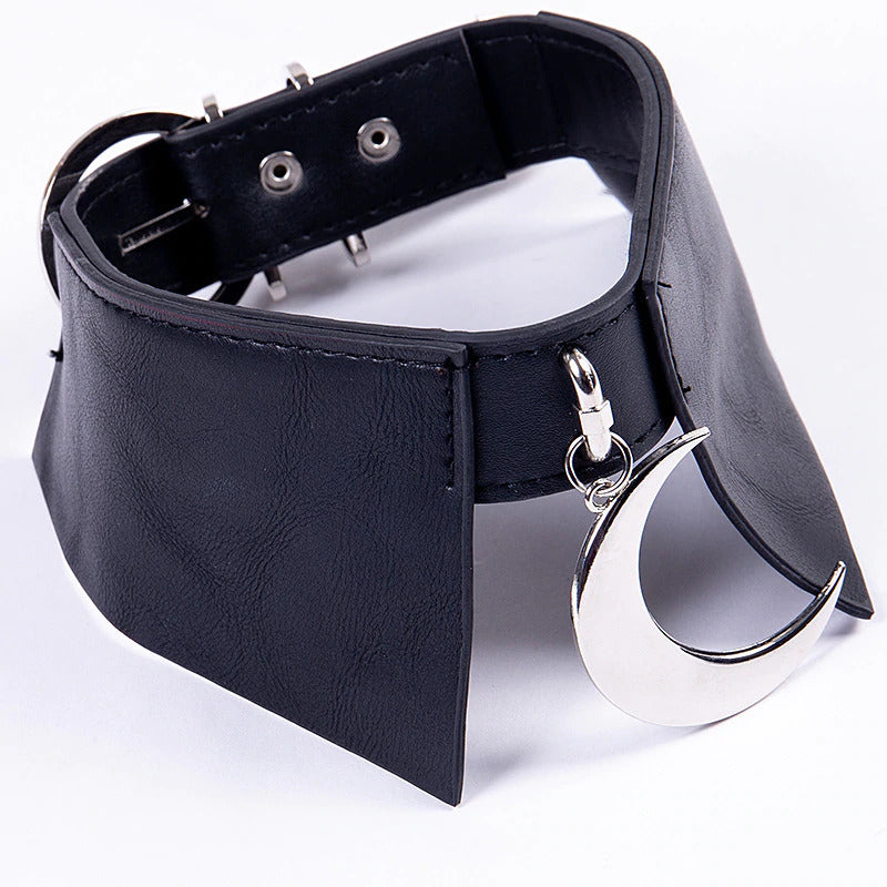 Amaris Moon Faux leather collar Choker